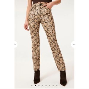 NWT - Good American - Good Classic - Neutral Snake Print - Size 6